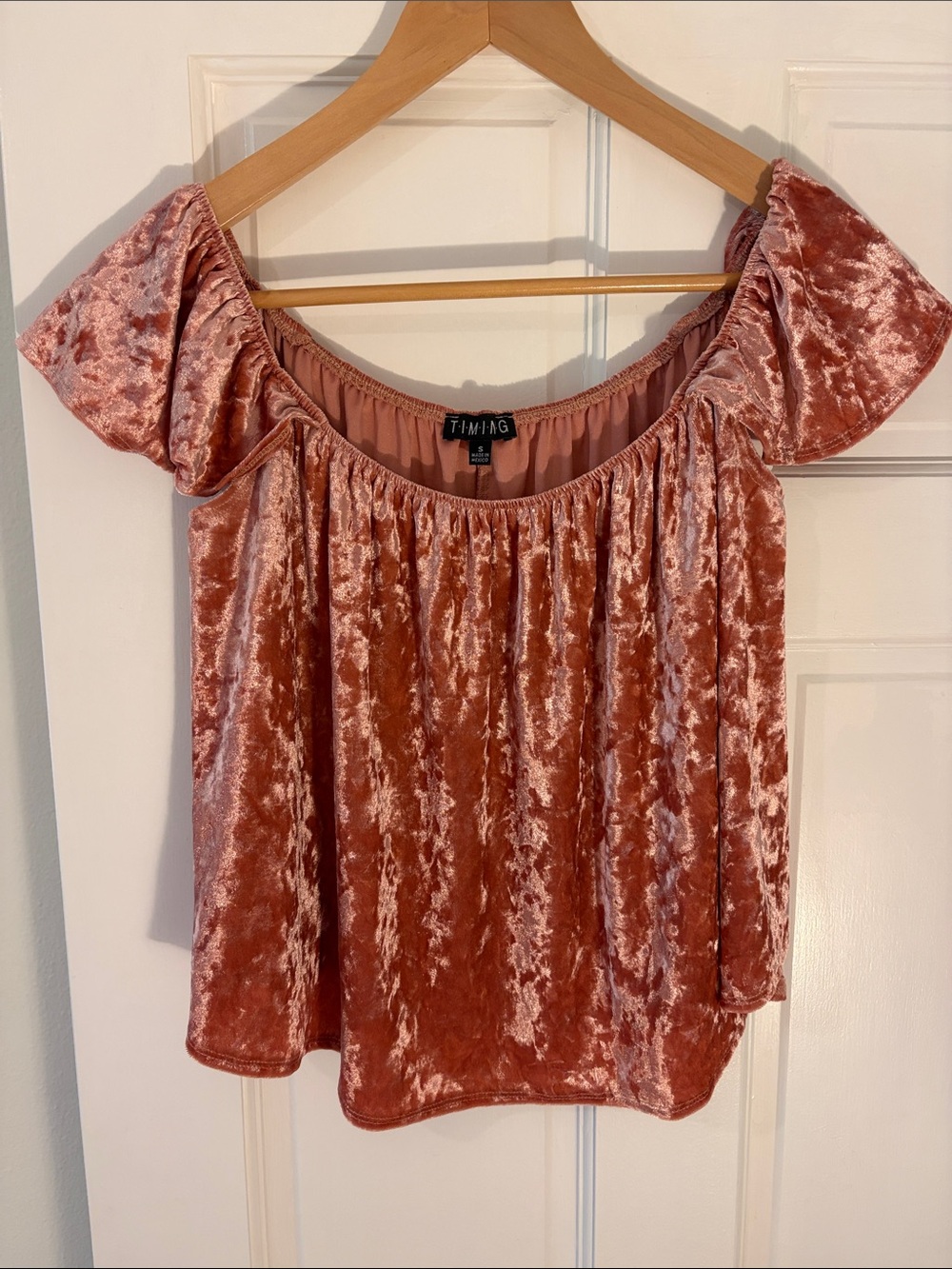 TIMING Dusty Rose Velvet Off-Shoulder Top